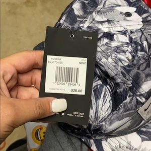Nike Accessories - Womens Nike Hat Nike Accessories - Womens Nike Hat